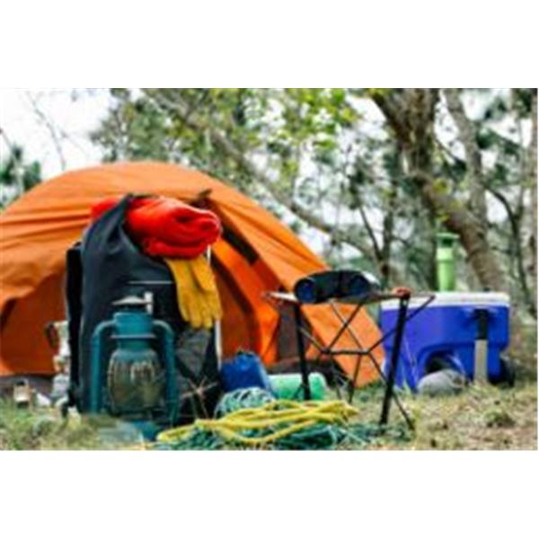 CAMPING